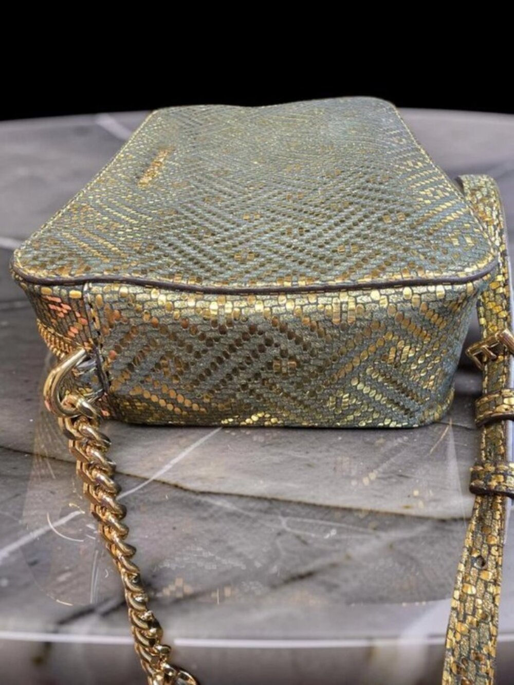MICHAEL KORS GINNY CAMERA BAG METALLIC GOLD WOVEN CROSSBODY - Picture 7 of 7